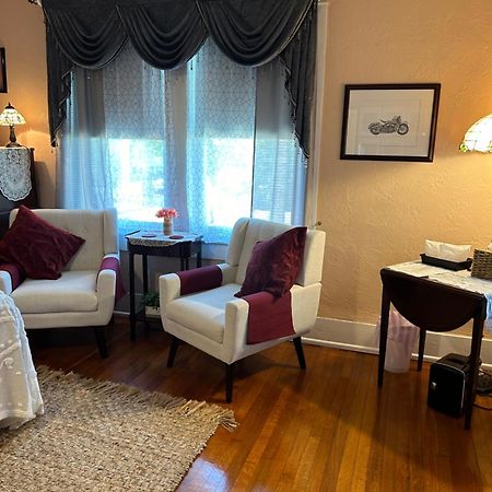 Ms. Maggie'S South Country Inn Daytona Beach Bagian luar foto
