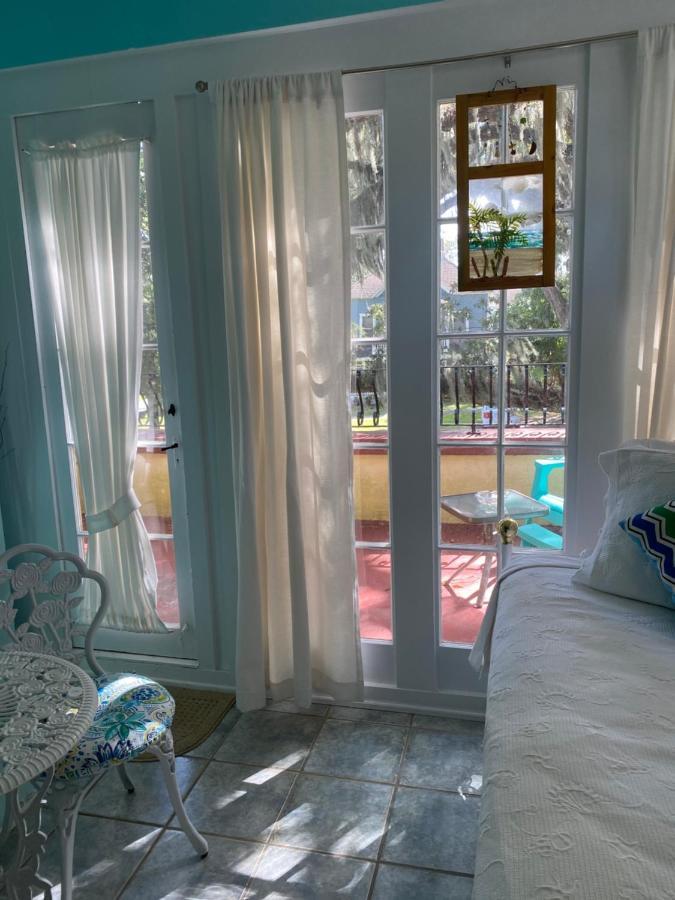 Ms. Maggie'S South Country Inn Daytona Beach Bagian luar foto