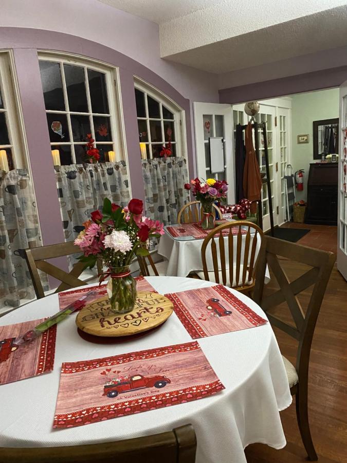 Ms. Maggie'S South Country Inn Daytona Beach Bagian luar foto